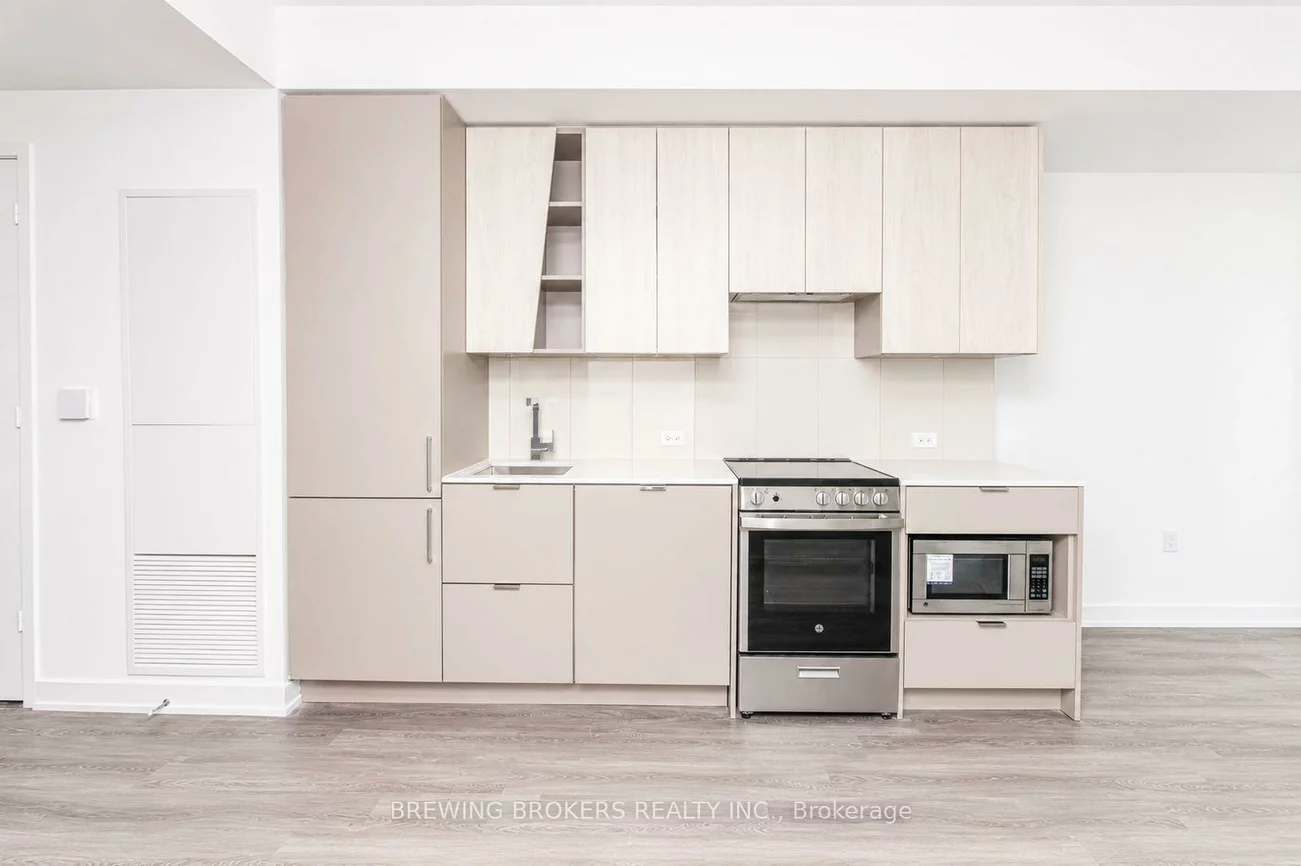 3883, Quartz, City Centre, Mississauga