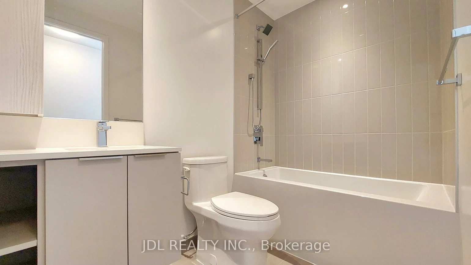 3900, Confederation, City Centre, Mississauga