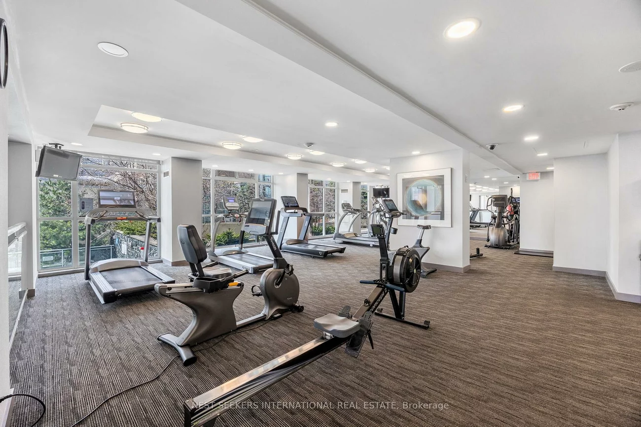 223, Webb, City Centre, Mississauga
