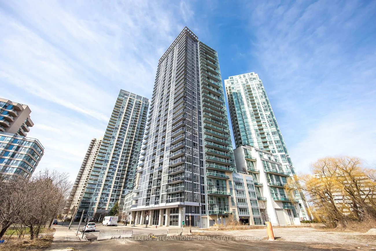 223, Webb, City Centre, Mississauga