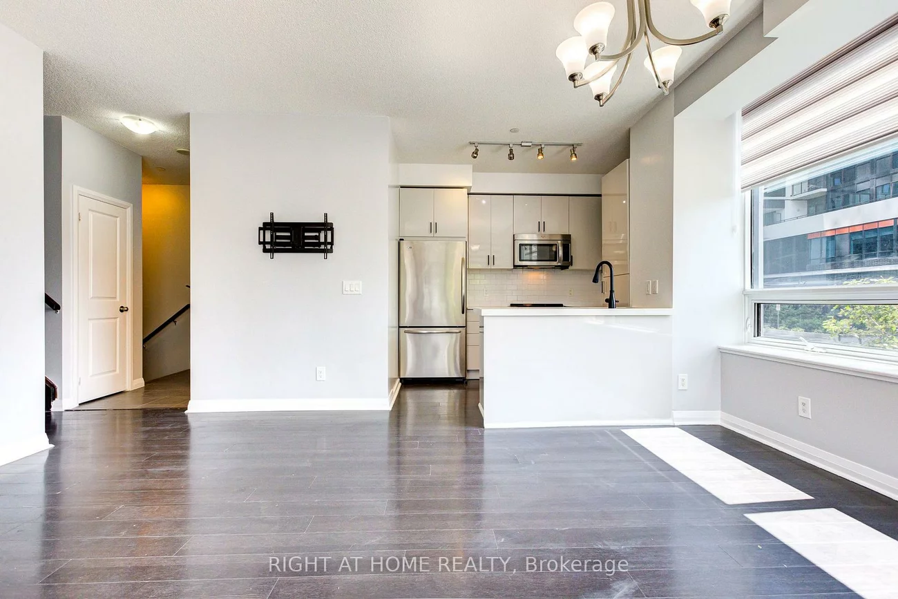 55, Eglinton, Hurontario, Mississauga