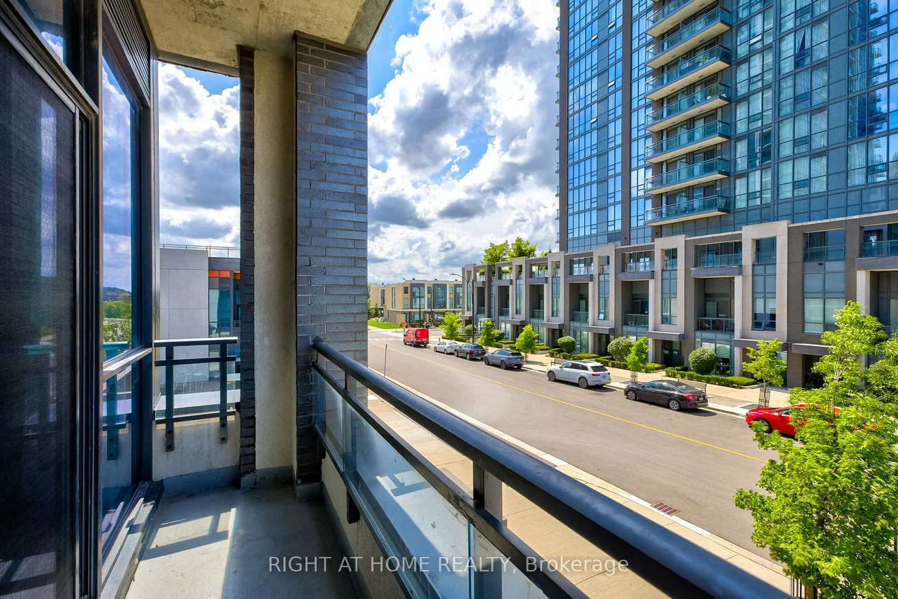 55, Eglinton, Hurontario, Mississauga