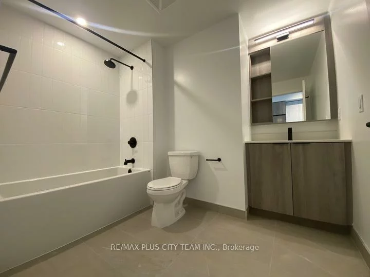 2495, Eglinton, Erin Mills, Mississauga