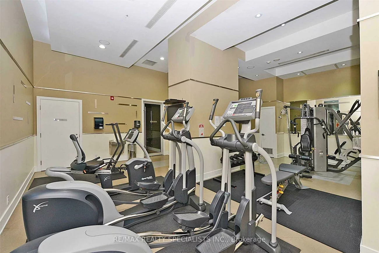 330, Burnhamthorpe, City Centre, Mississauga