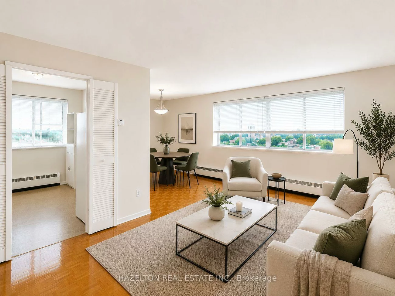 1665, Bloor, Applewood, Mississauga