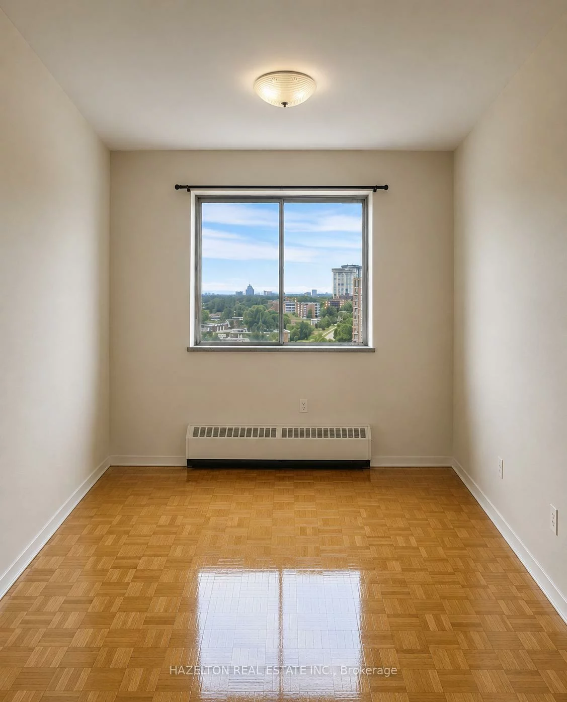 1665, Bloor, Applewood, Mississauga