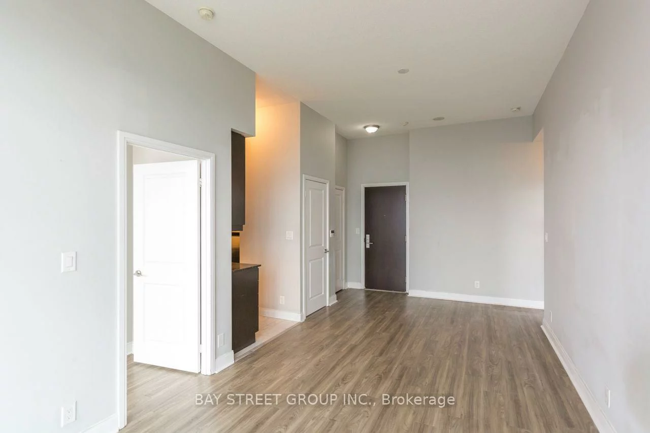 60, Absolute, City Centre, Mississauga