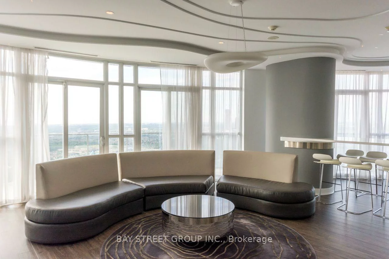60, Absolute, City Centre, Mississauga