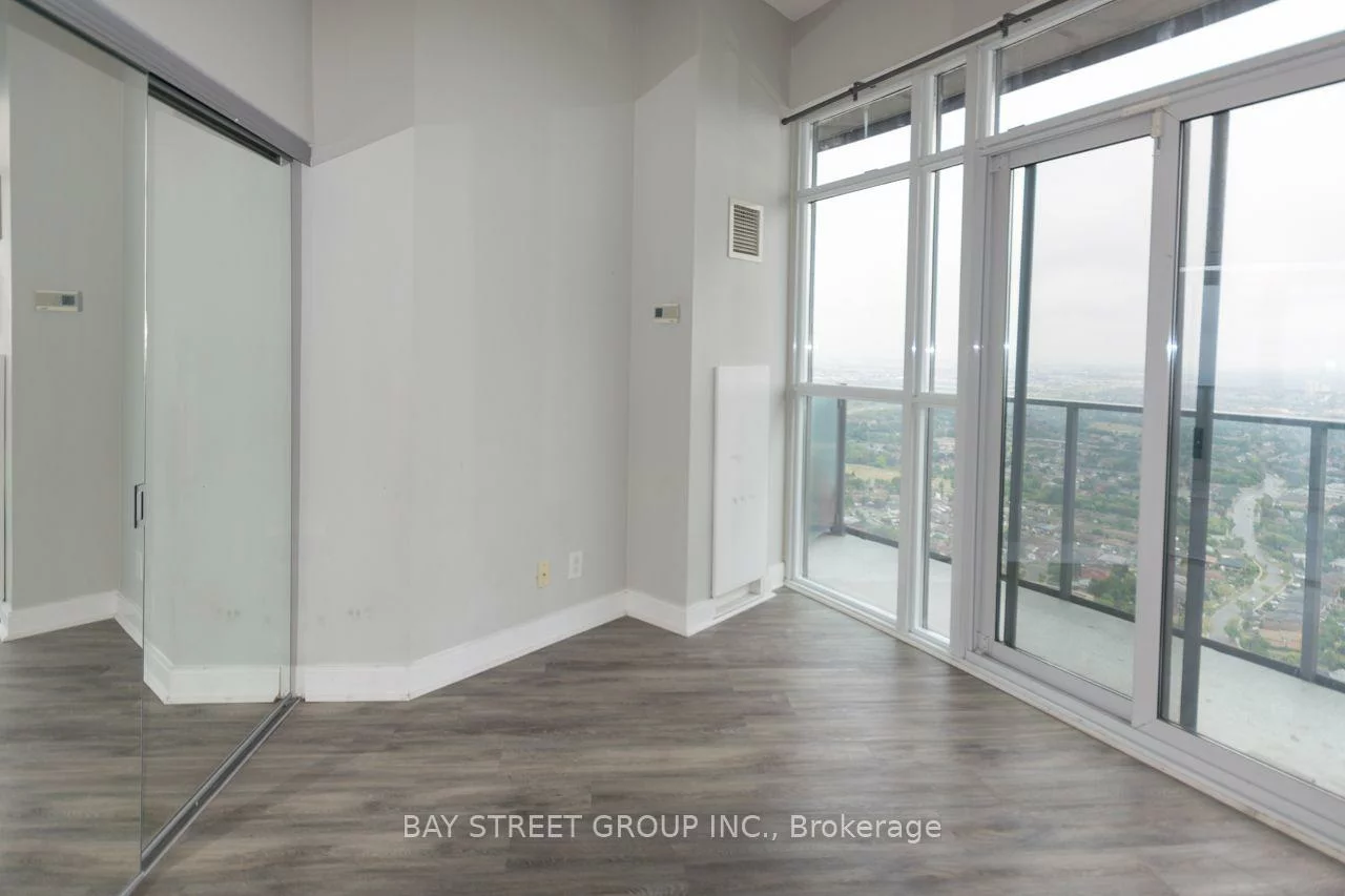 60, Absolute, City Centre, Mississauga