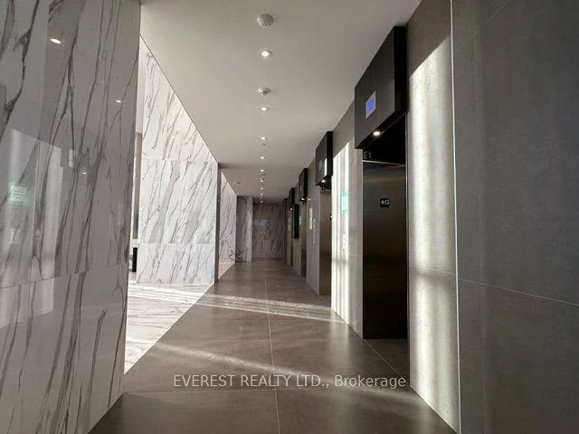 448, Burnhamthorpe, City Centre, Mississauga