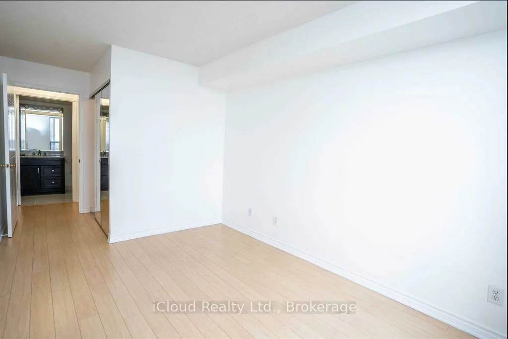 135, Hillcrest, Cooksville, Mississauga