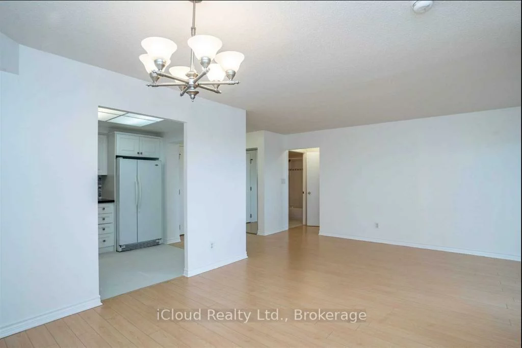 135, Hillcrest, Cooksville, Mississauga