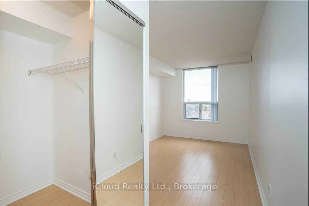 135, Hillcrest, Cooksville, Mississauga