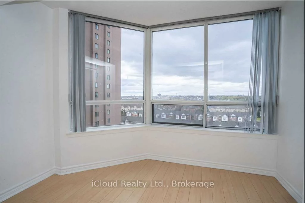 135, Hillcrest, Cooksville, Mississauga