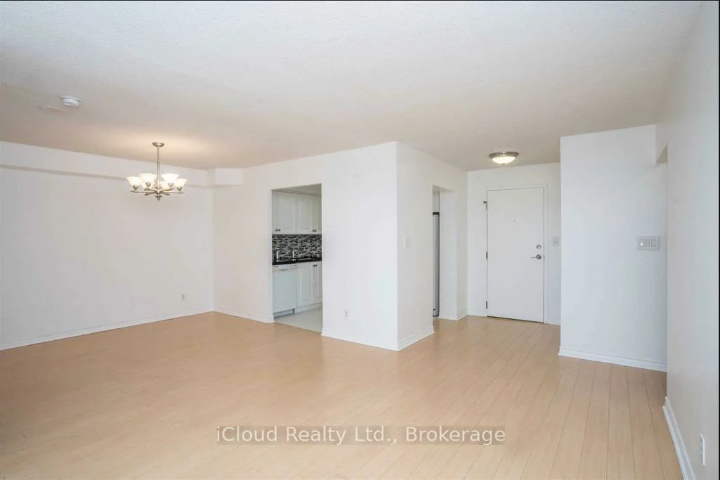 135, Hillcrest, Cooksville, Mississauga