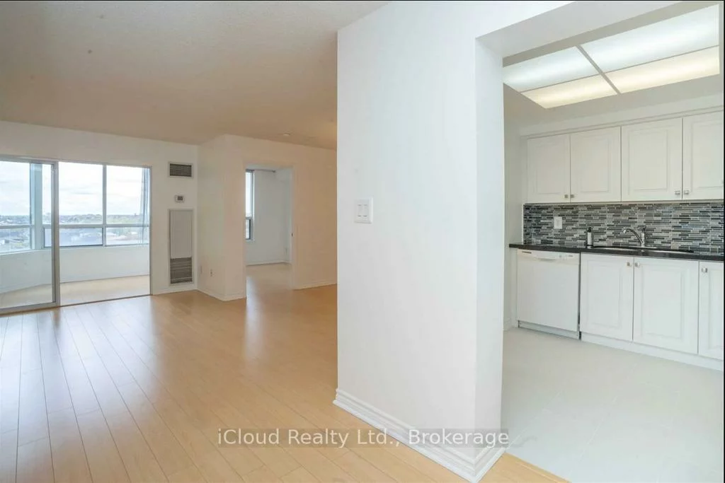 135, Hillcrest, Cooksville, Mississauga