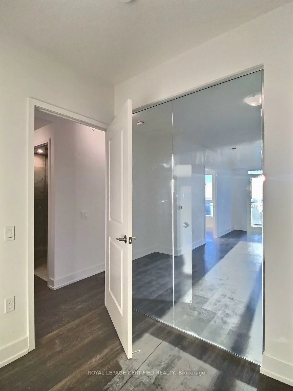 202, Burnhamthorpe, Mississauga Valleys, Mississauga