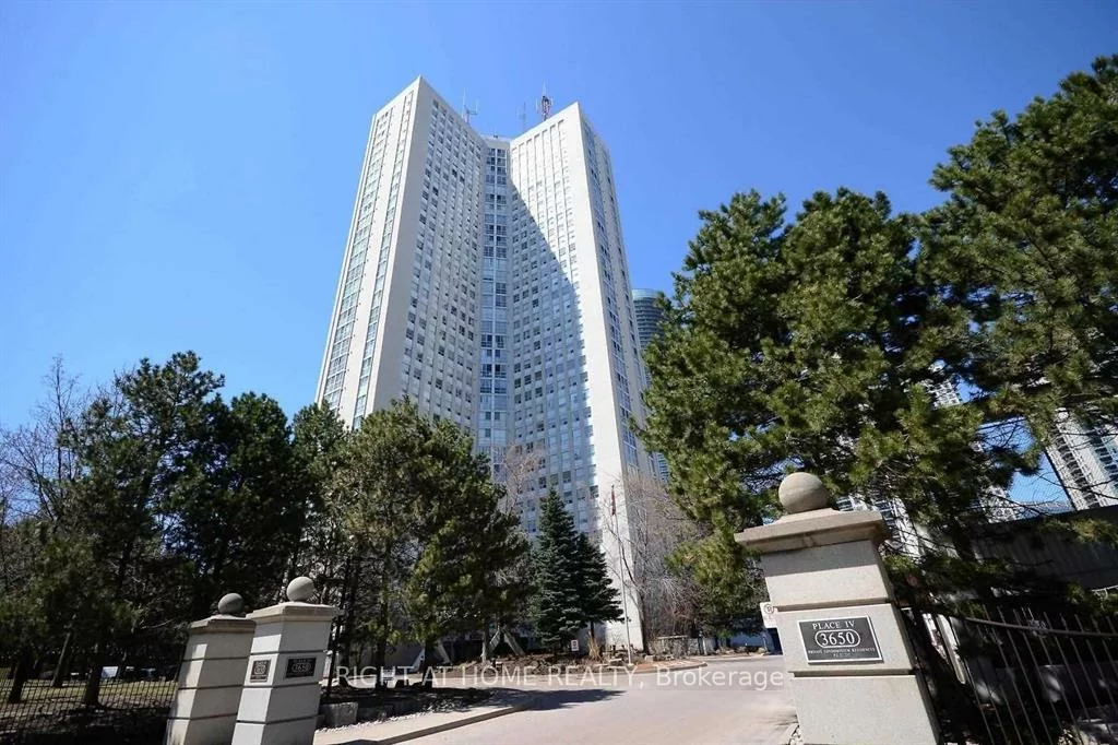 3650, Kaneff, Mississauga Valleys, Mississauga