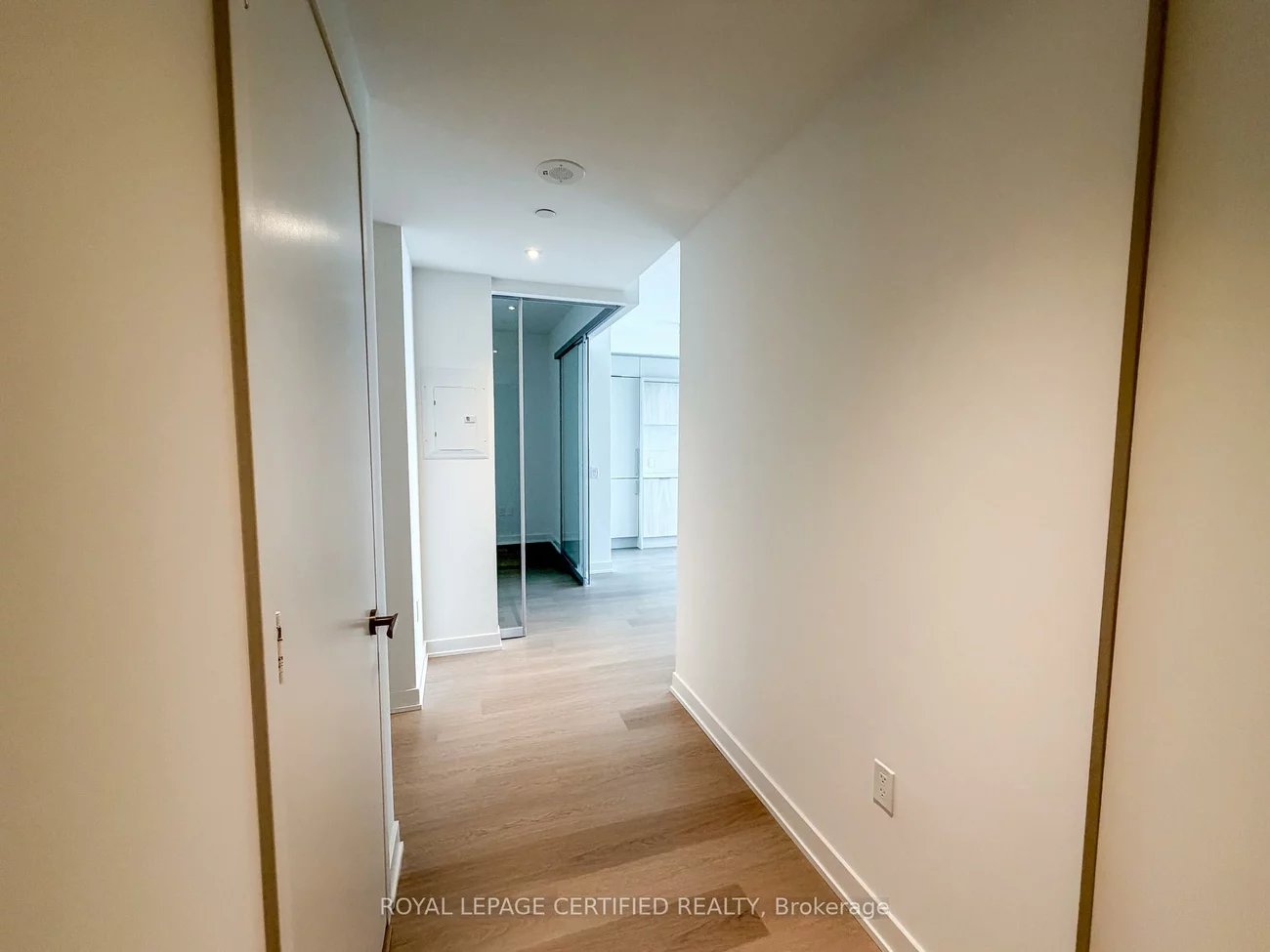 448, Burnhamthorpe Rd W, City Centre, Mississauga
