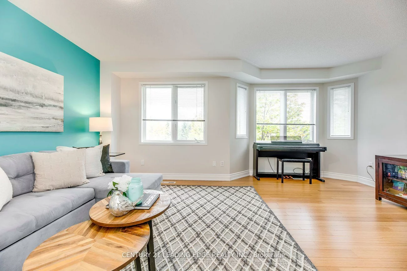2945, Thomas, Central Erin Mills, Mississauga