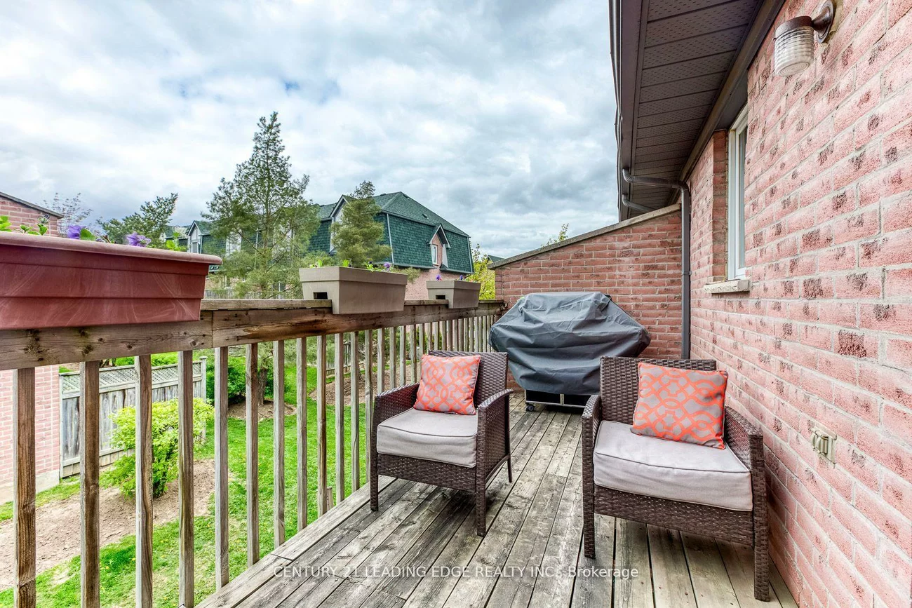 2945, Thomas, Central Erin Mills, Mississauga