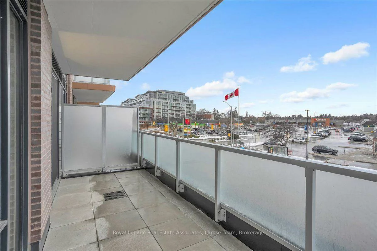 215, Lakeshore, Port Credit, Mississauga