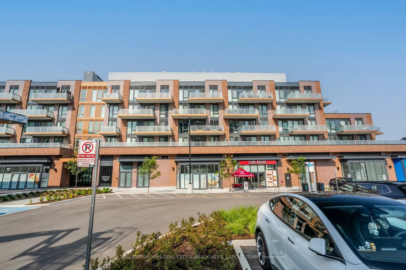 215, Lakeshore, Port Credit, Mississauga