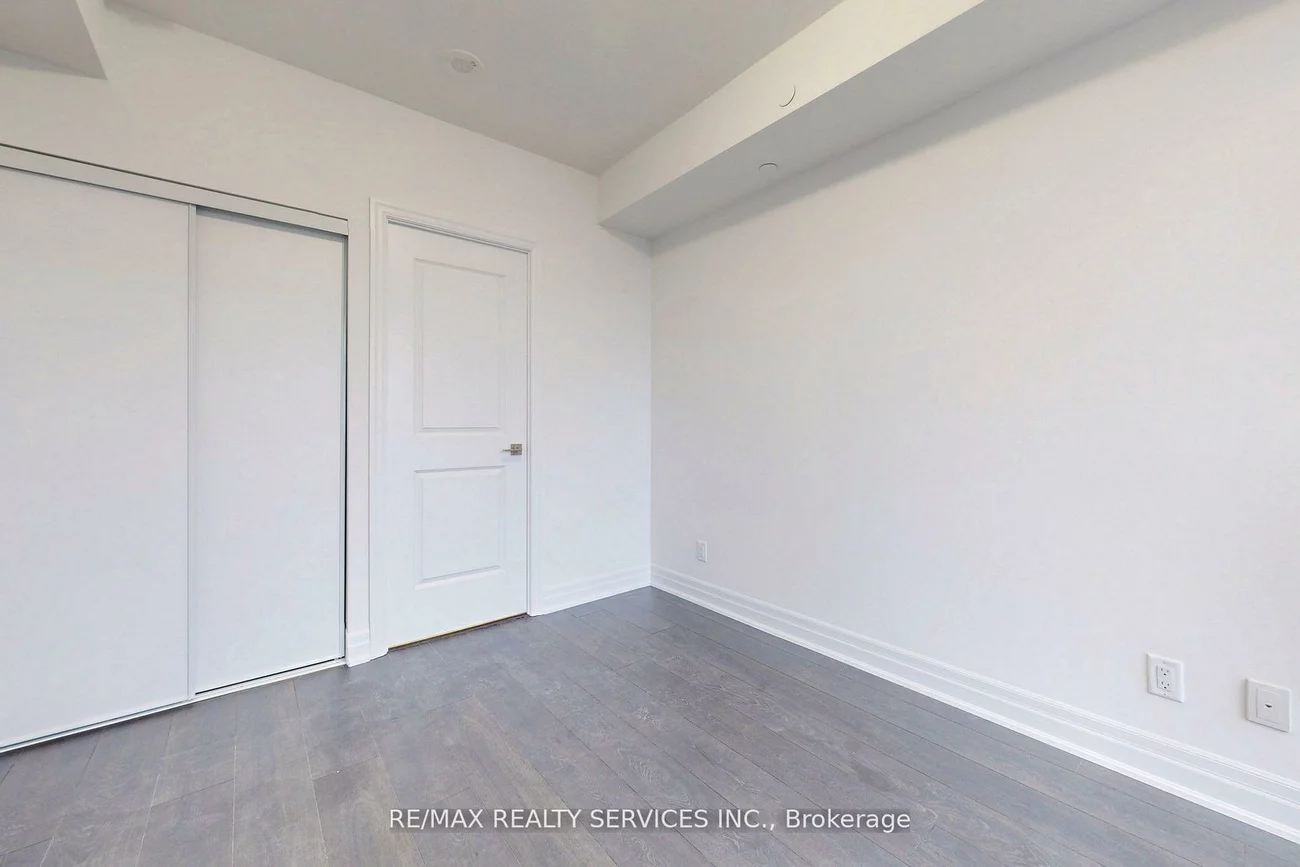 36, Elm, Fairview, Mississauga