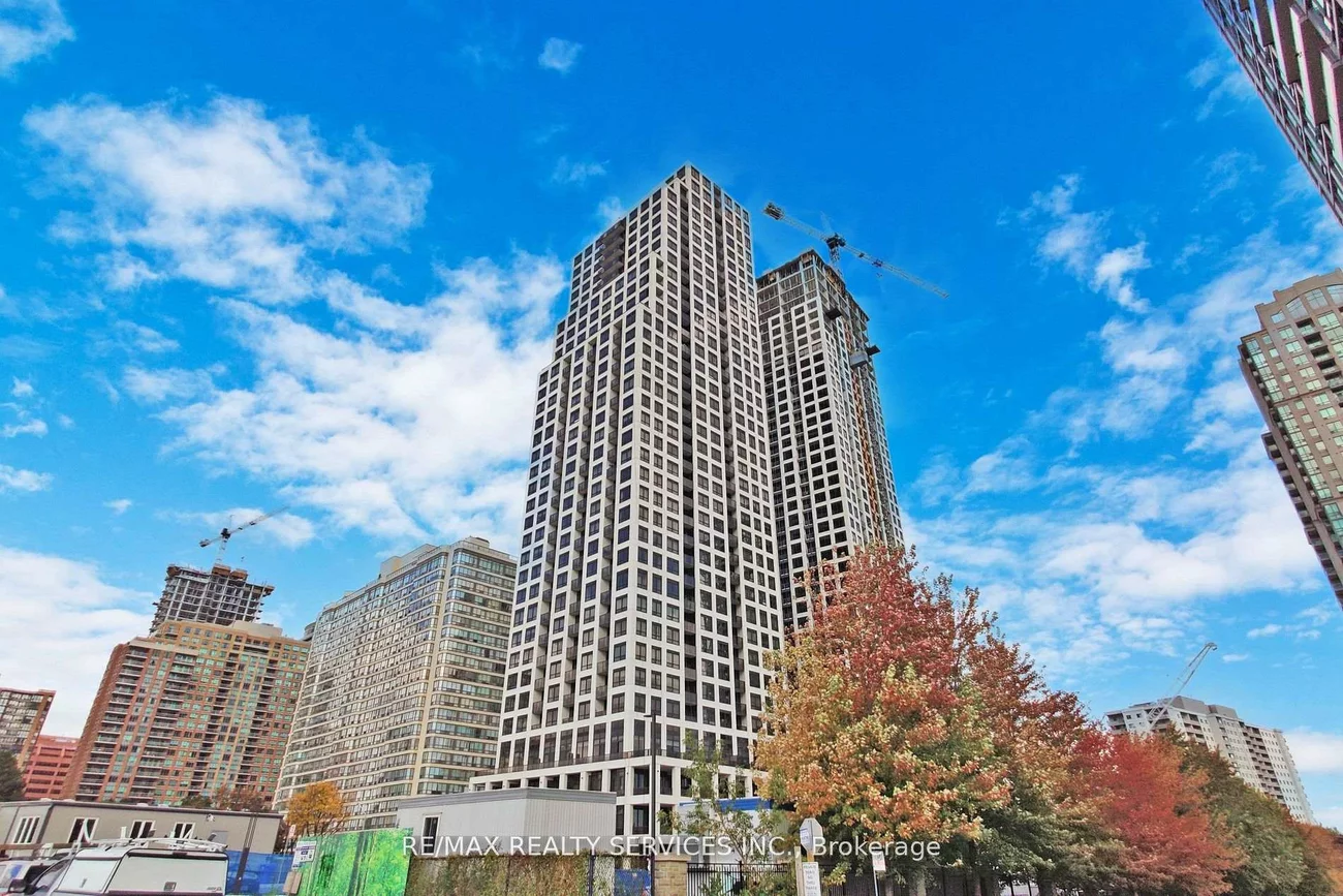 36, Elm, Fairview, Mississauga