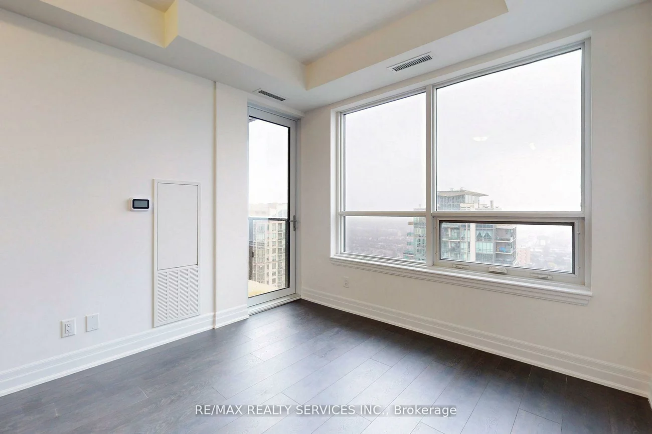 36, Elm, Fairview, Mississauga
