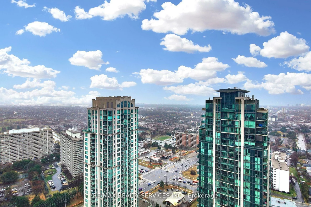 36, Elm, Fairview, Mississauga