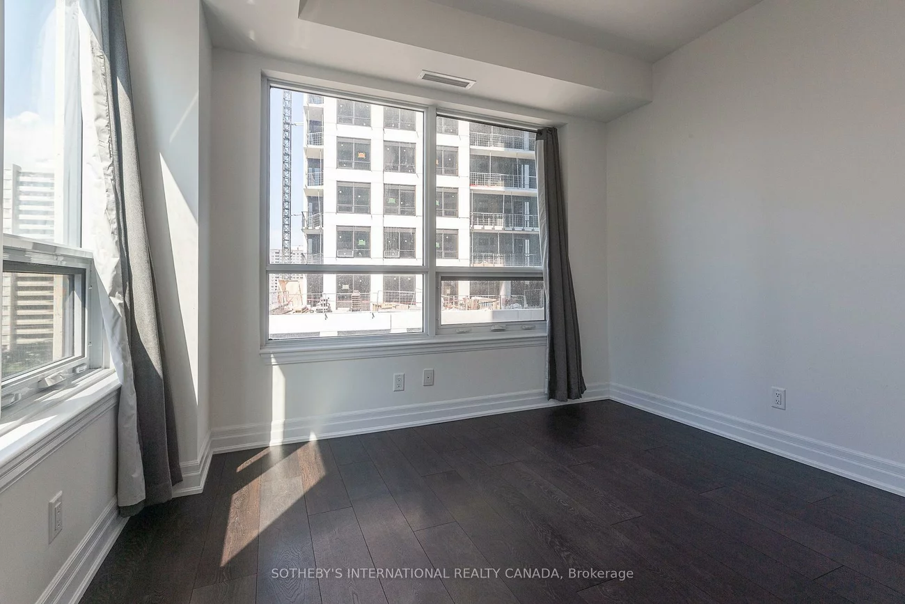 30, Elm, City Centre, Mississauga