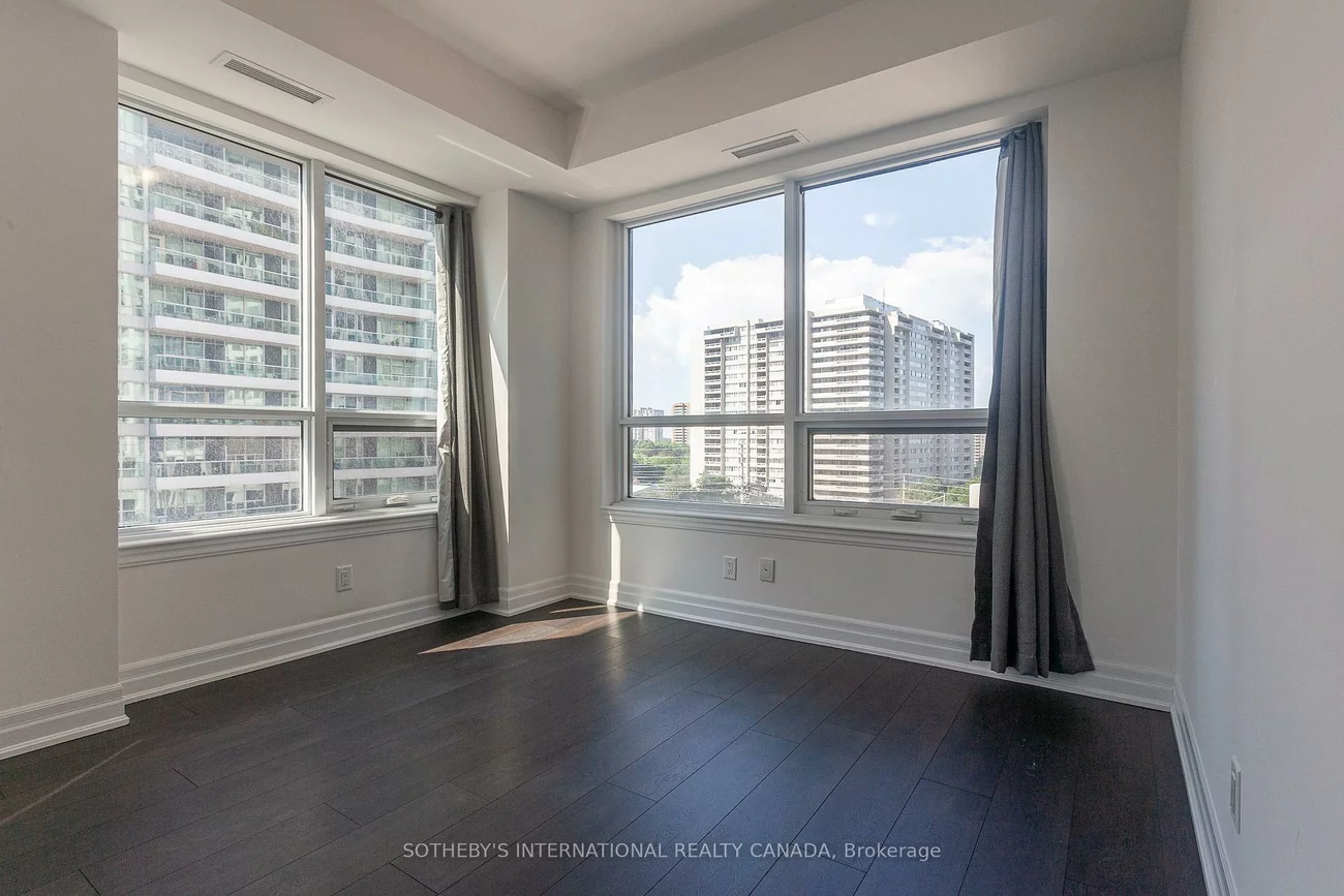 30, Elm, City Centre, Mississauga