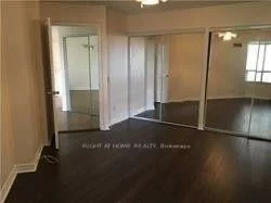 35, Kingsbridge Garden, Hurontario, Mississauga