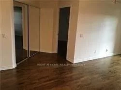 35, Kingsbridge Garden, Hurontario, Mississauga