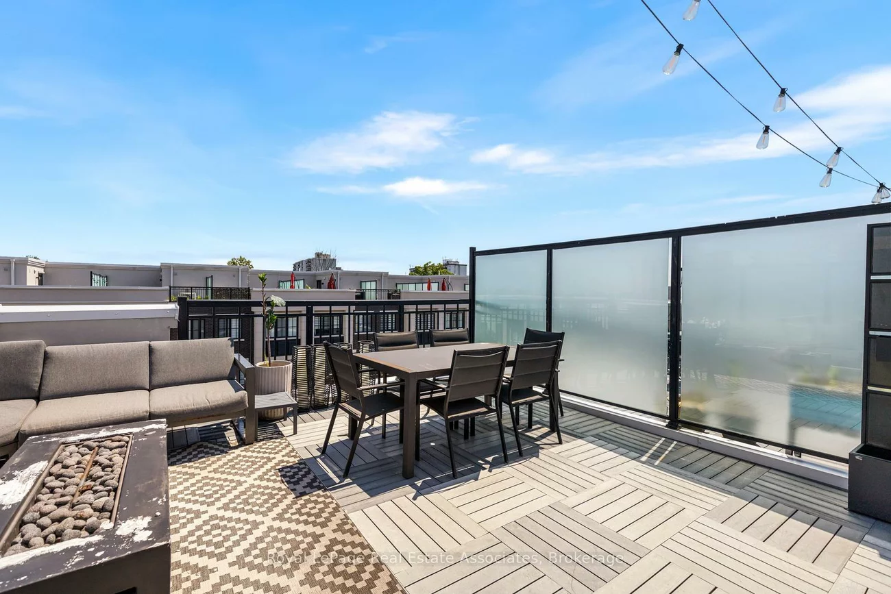 657, Cricklewood, Mineola, Mississauga