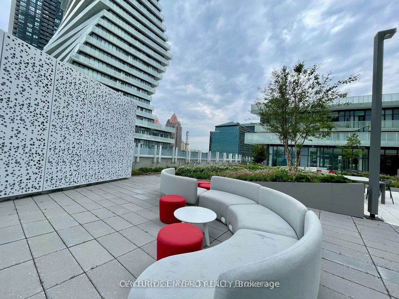 3883, Quartz, City Centre, Mississauga