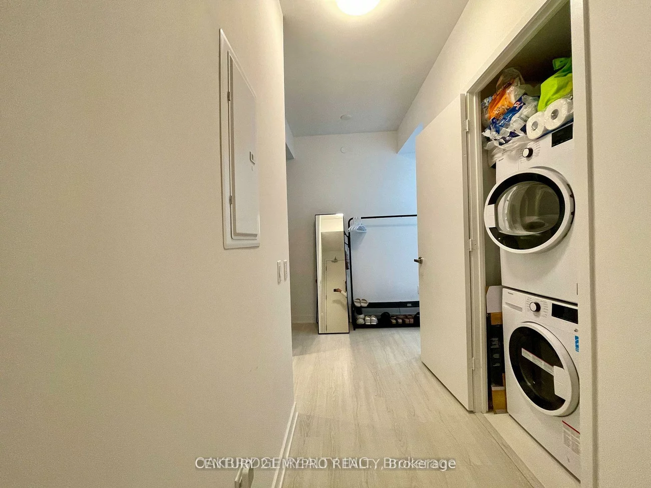 3883, Quartz, City Centre, Mississauga