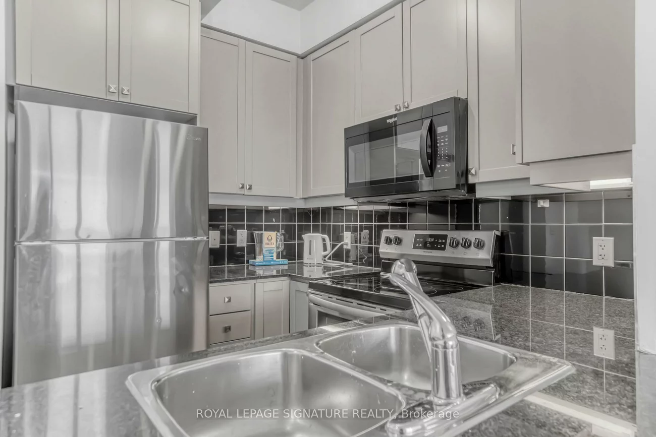 90, Absolute, City Centre, Mississauga