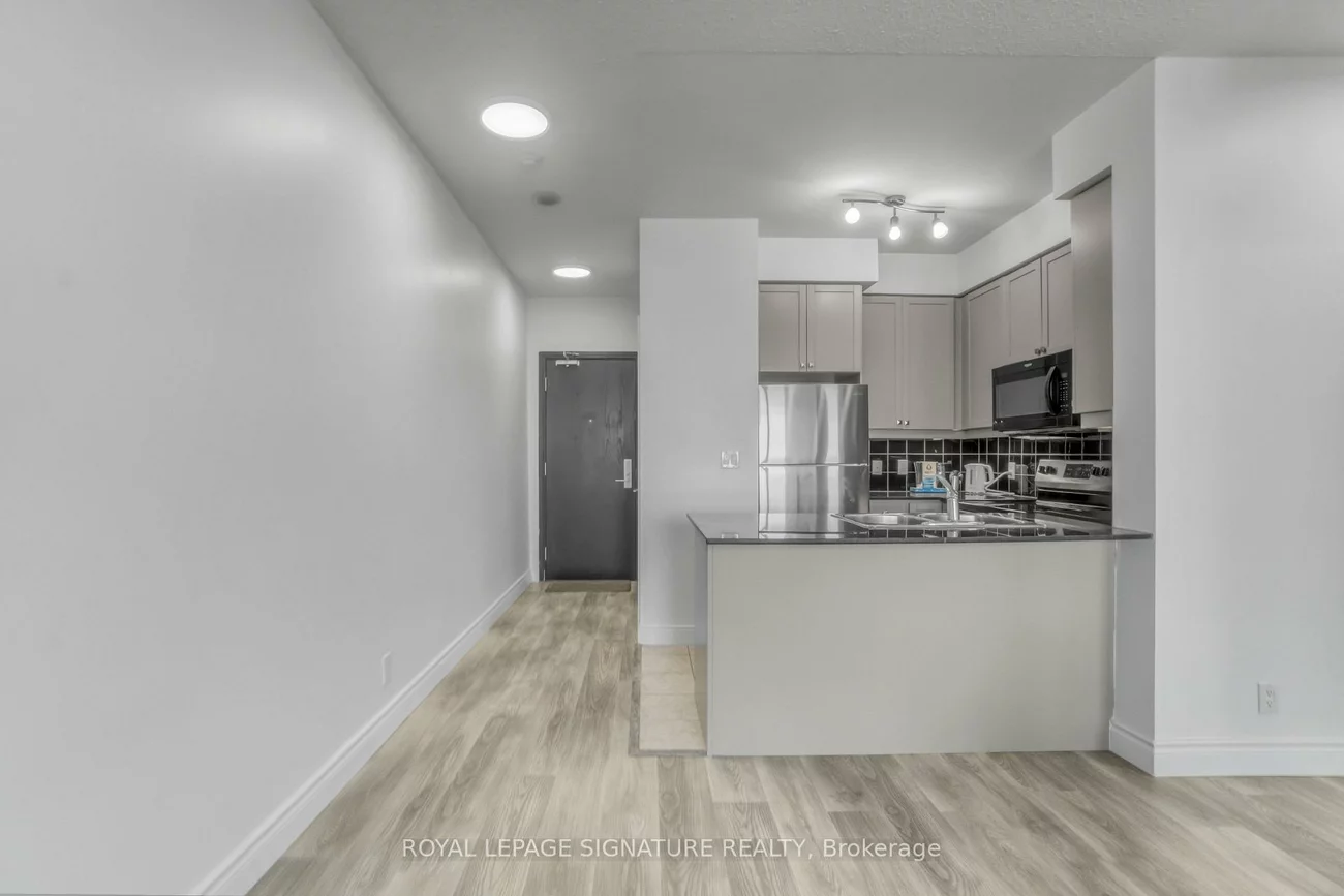 90, Absolute, City Centre, Mississauga
