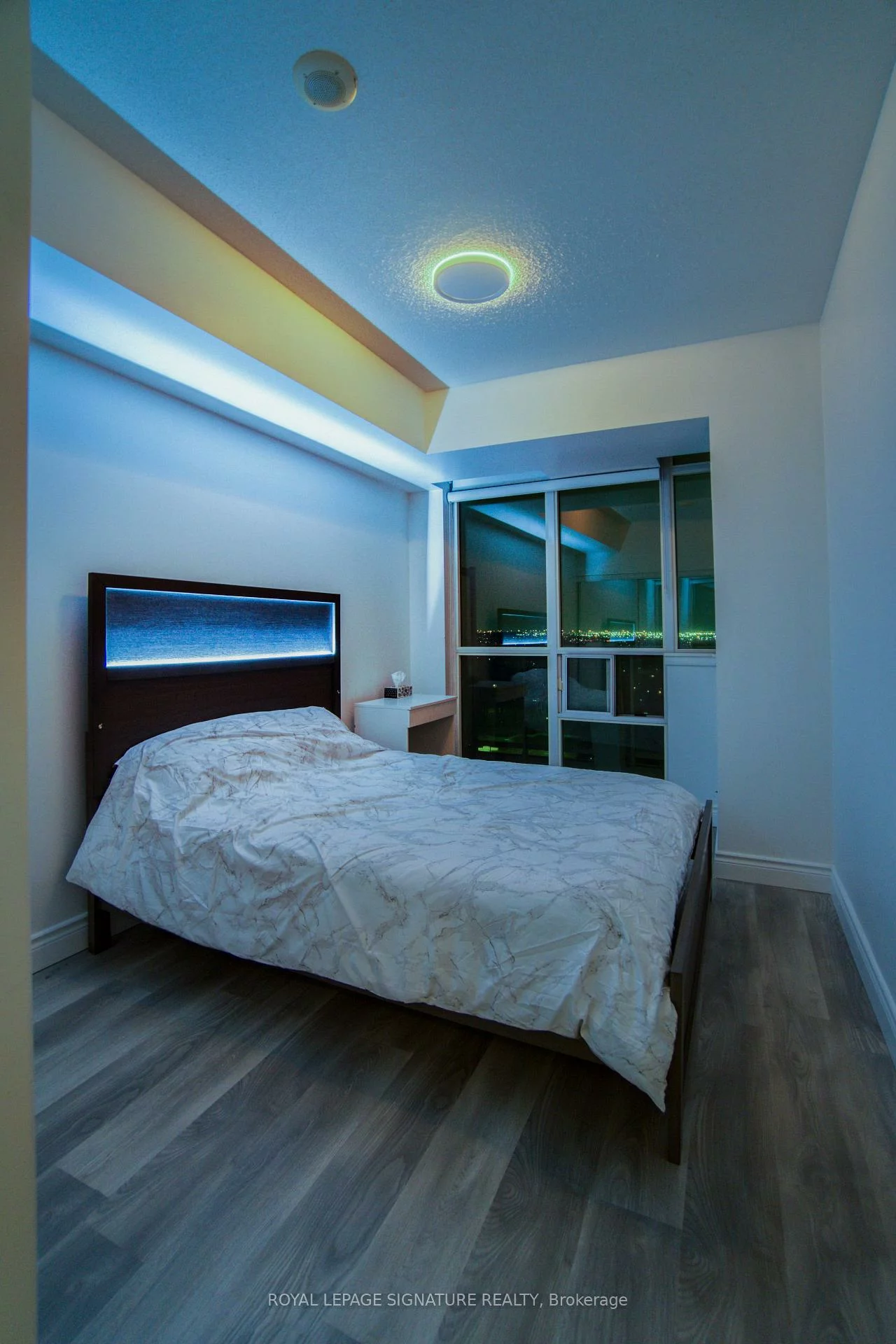 90, Absolute, City Centre, Mississauga