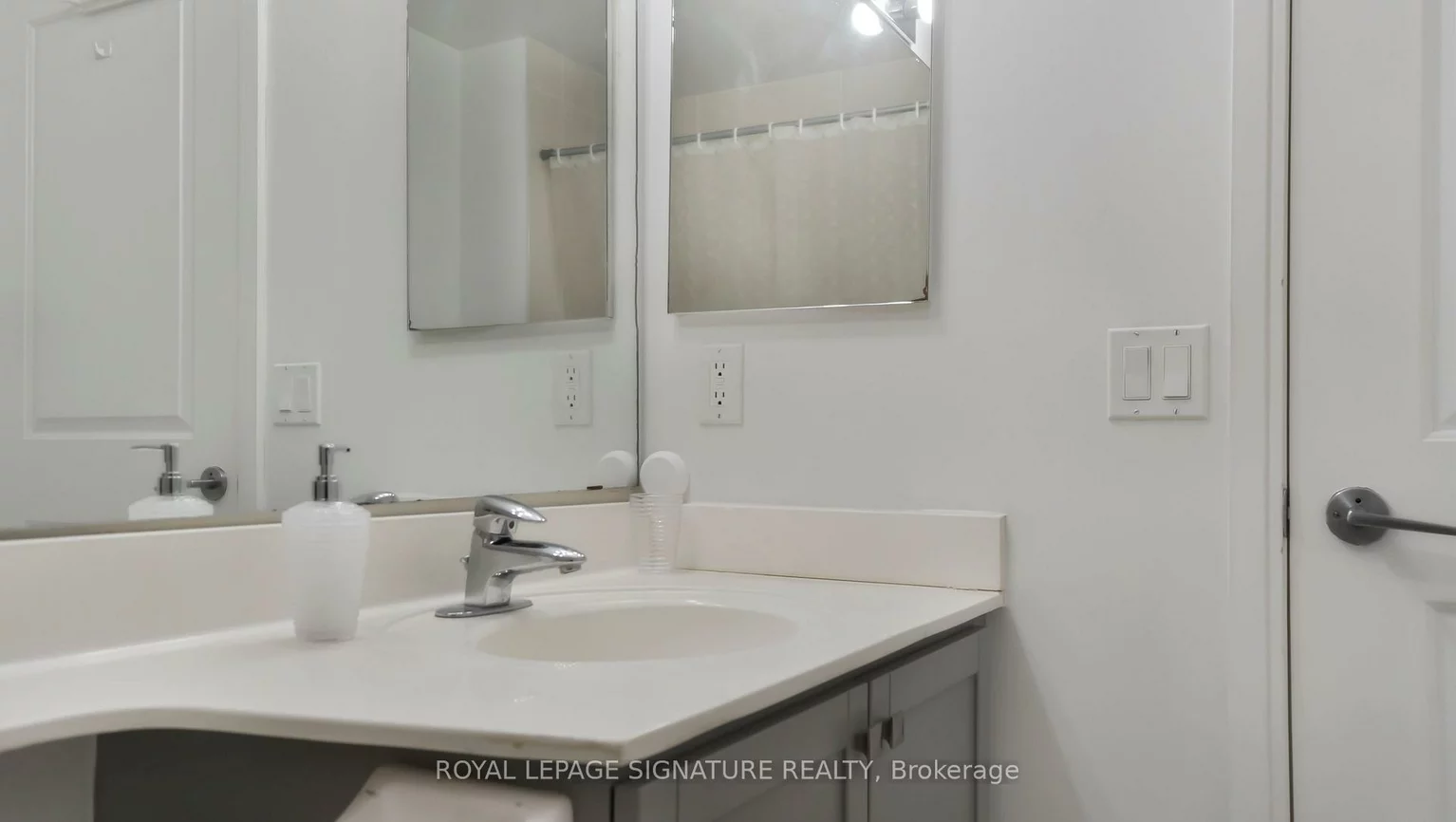 90, Absolute, City Centre, Mississauga
