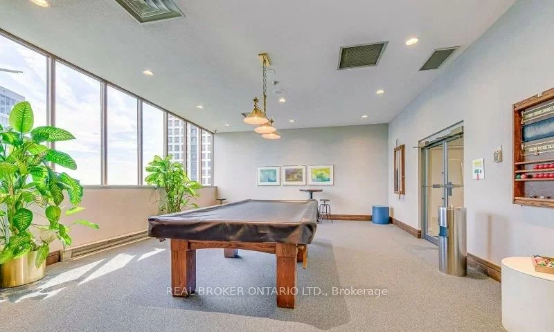 55, Elm, City Centre, Mississauga