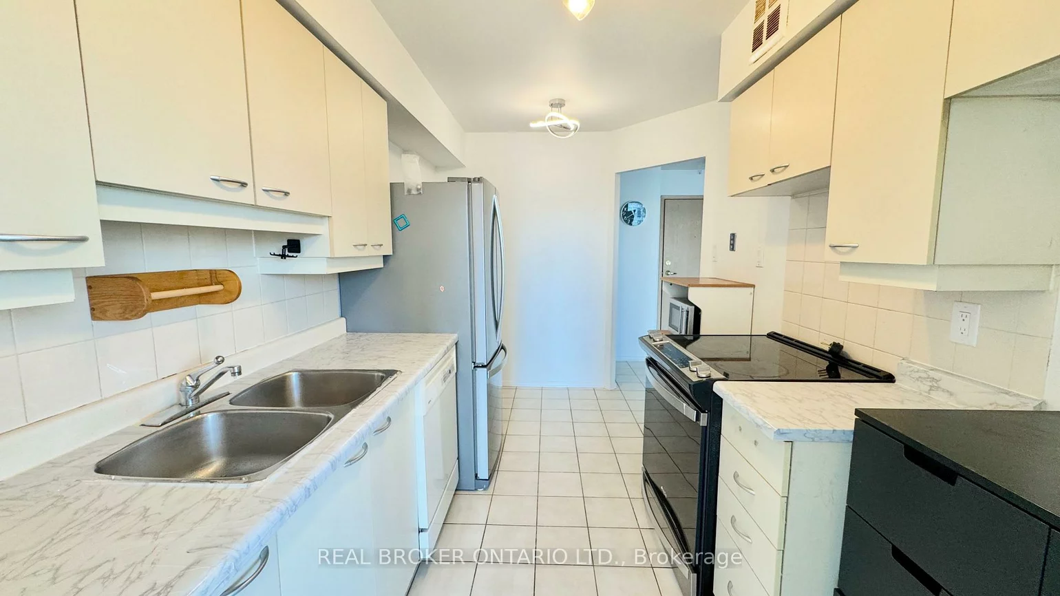 55, Elm, City Centre, Mississauga