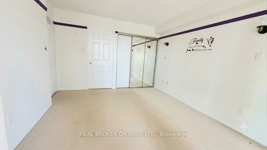55, Elm, City Centre, Mississauga