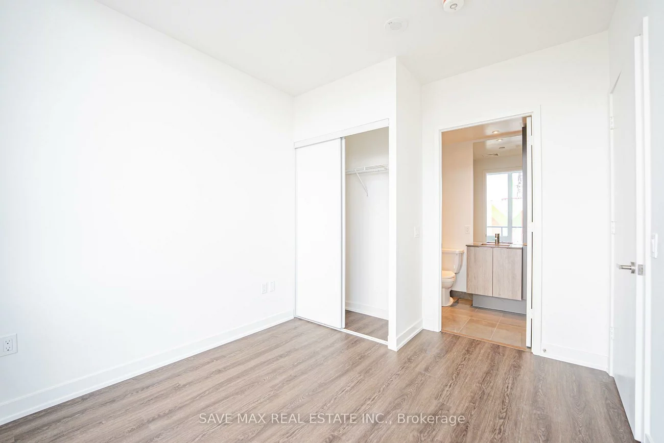 448, Burnhamthorpe, City Centre, Mississauga