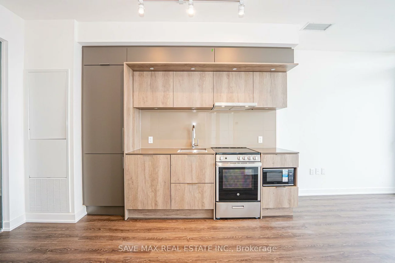 448, Burnhamthorpe, City Centre, Mississauga