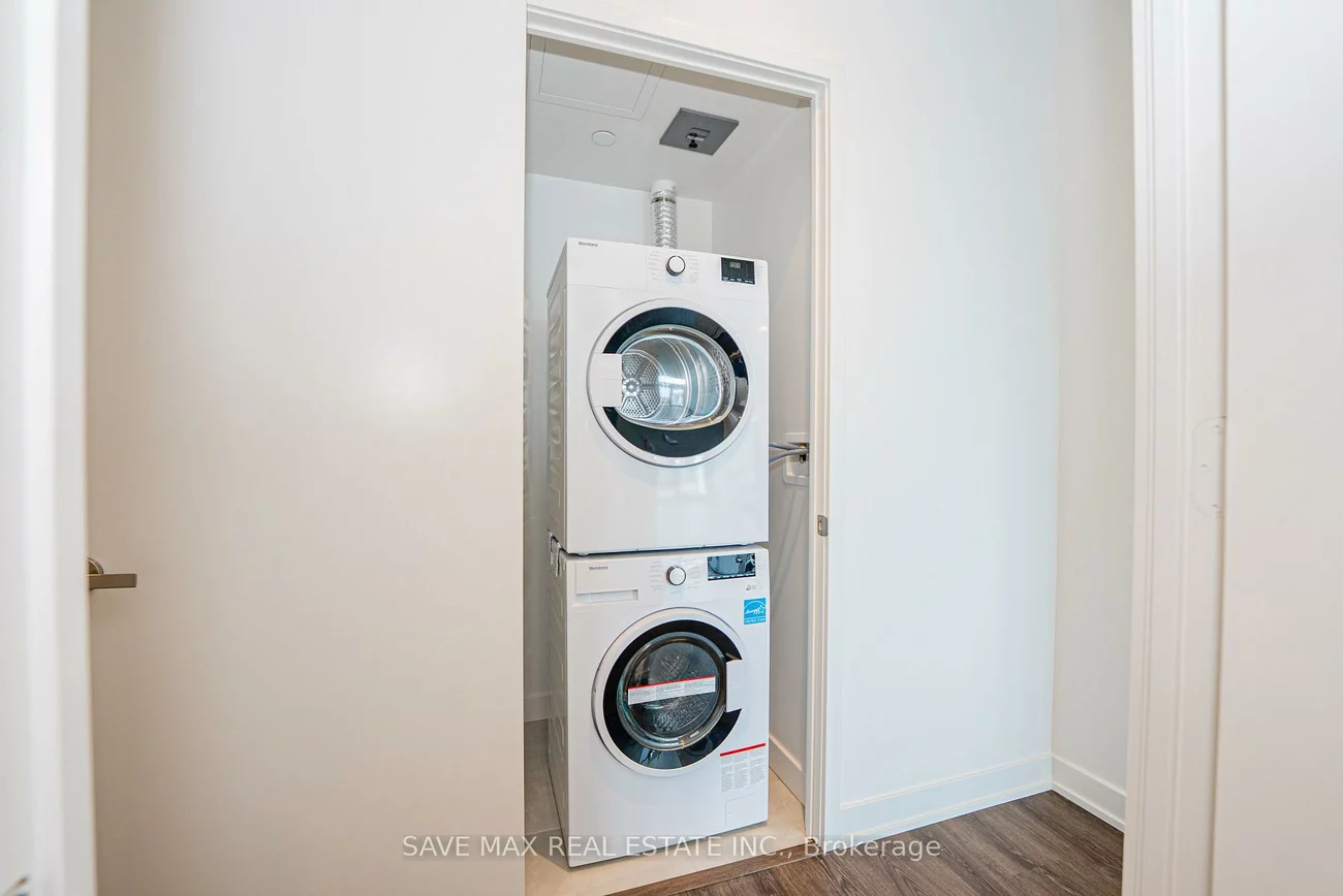 448, Burnhamthorpe, City Centre, Mississauga
