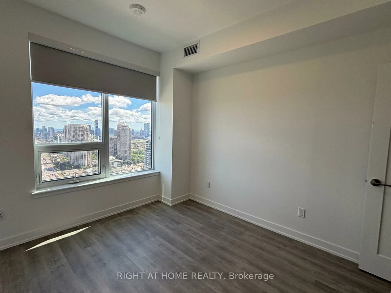 5105, Hurontario, Hurontario, Mississauga