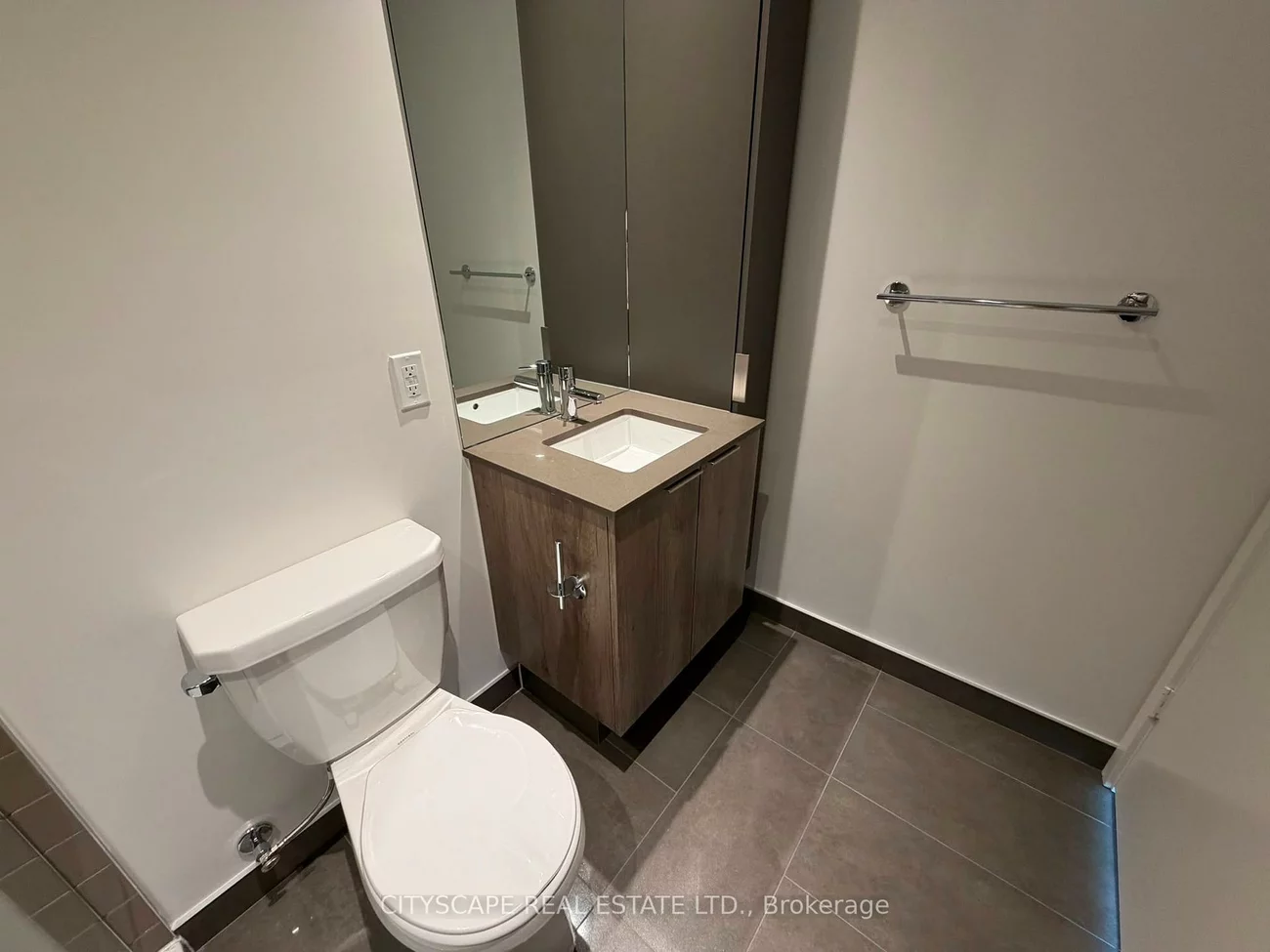 448, Burnhamthorpe, City Centre, Mississauga
